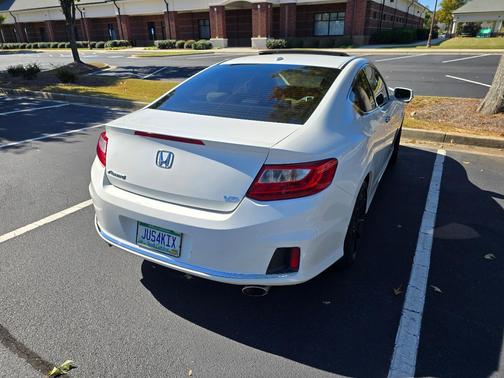 White 2015 Honda Accord EX-L V-6