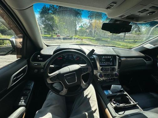 White 2020 GMC Yukon XL Denali