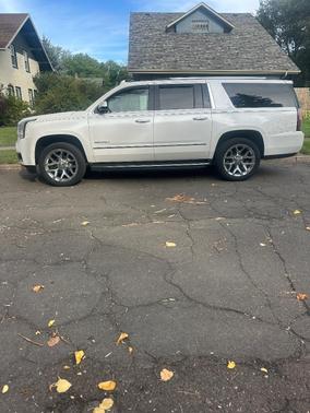 White 2020 GMC Yukon XL Denali