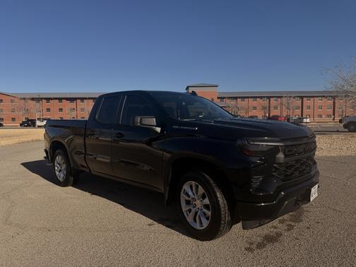 2025 Chevrolet Silverado 1500 Custom