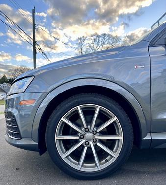 2017 Audi Q3 2.0T Prestige