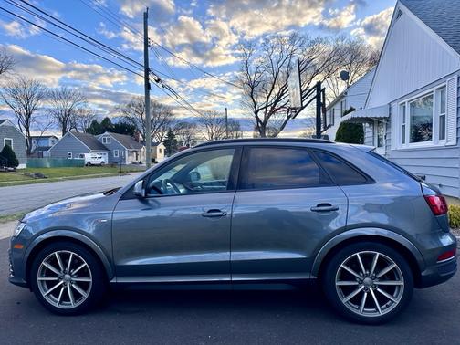 2017 Audi Q3 2.0T Prestige