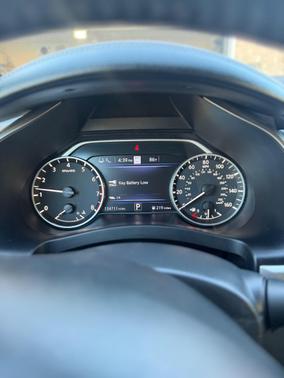 White 2019 Nissan Murano Platinum