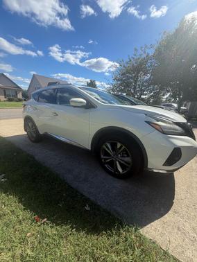 White 2019 Nissan Murano Platinum
