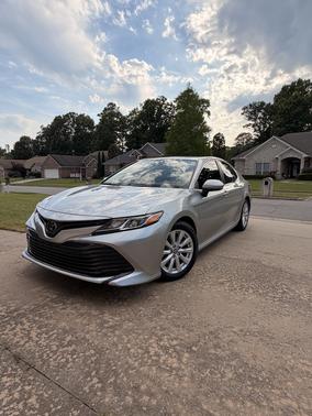 Silver 2019 Toyota Camry LE
