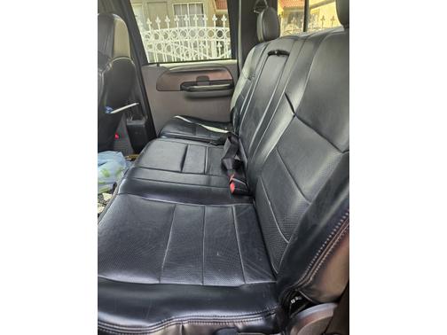 2005 Ford F-250 Lariat Crew Cab Super Duty