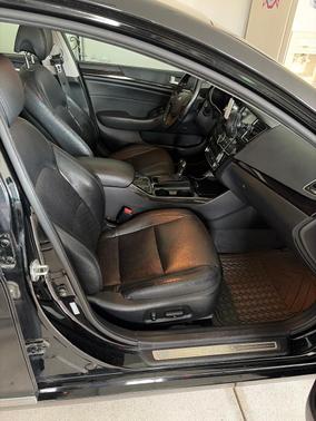 Black 2014 Kia Cadenza Premium