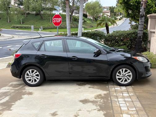 2013 Mazda Mazda3 i Touring