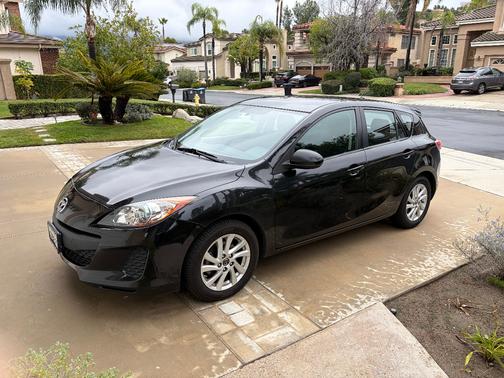 2013 Mazda Mazda3 i Touring