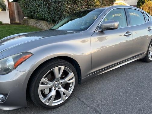 Gray 2012 INFINITI M37 Base