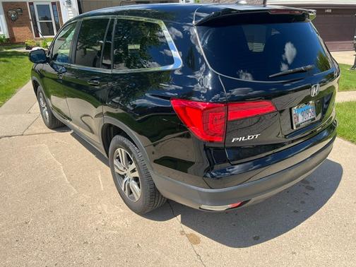 Black 2017 Honda Pilot EX-L