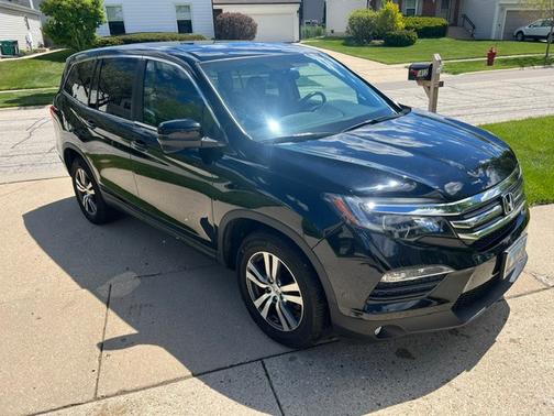 Black 2017 Honda Pilot EX-L