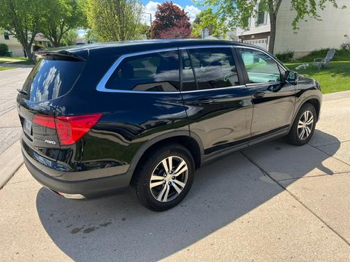 Black 2017 Honda Pilot EX-L
