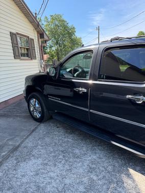 Black 2010 Chevrolet Suburban 1500 LTZ