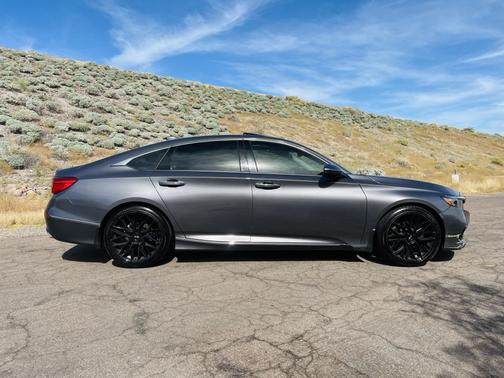 2021 Honda Accord Touring 2.0T