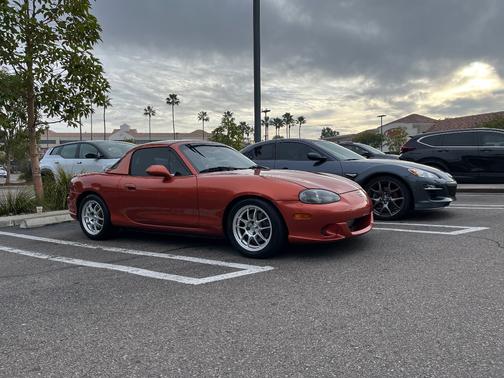 2005 Mazda MazdaSpeed Miata MX-5 Base