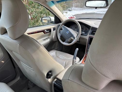 2006 Volvo V70 2.4