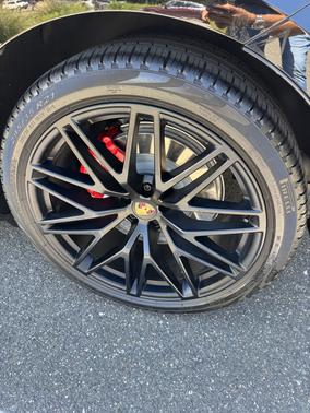 2025 Porsche Macan GTS