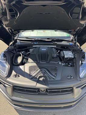 2025 Porsche Macan GTS
