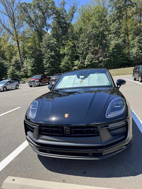 2025 Porsche Macan GTS