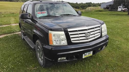 2004 Cadillac Escalade Base