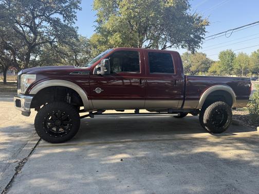 2012 Ford F-250 Lariat