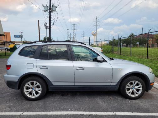 Silver 2010 BMW X3 xDrive30i