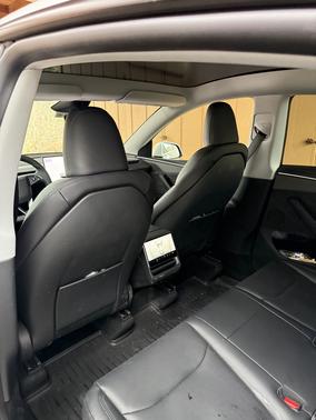 2026 Tesla Model Y AWD