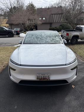 2026 Tesla Model Y AWD