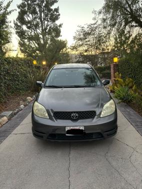 Gray 2004 Toyota Matrix Base