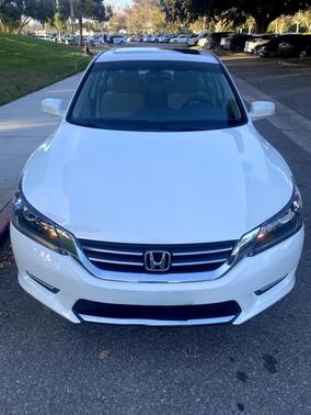 White 2013 Honda Accord EX