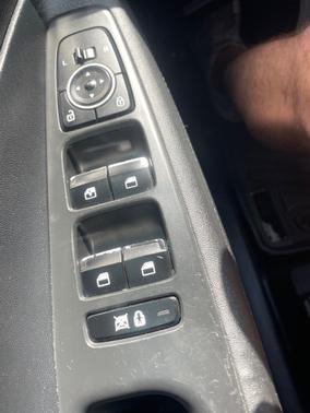 2019 Hyundai SANTA FE SE 2.4