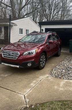 Photo 1 of 1 of 2015 Subaru Outback 3.6R Limited