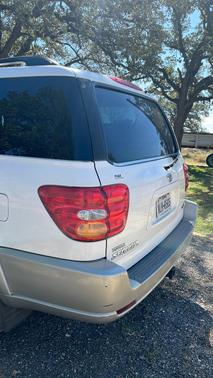 White 2002 Toyota Sequoia SR5