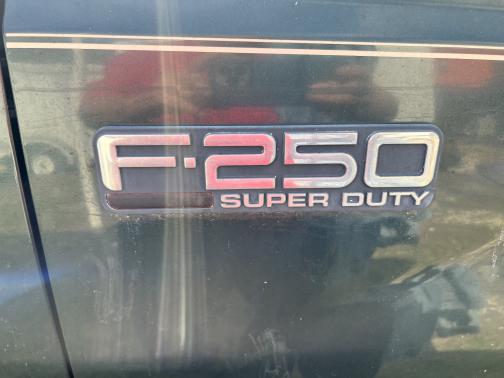 2001 Ford F-250 Lariat Crew Cab Super Duty