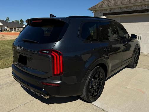 Gray 2022 Kia Telluride SX