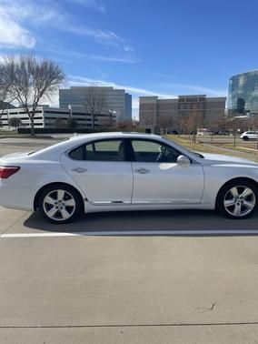 2011 Lexus LS 460 Base