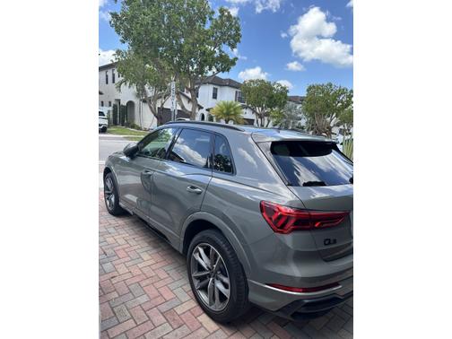 2021 Audi Q3 45 S line Premium