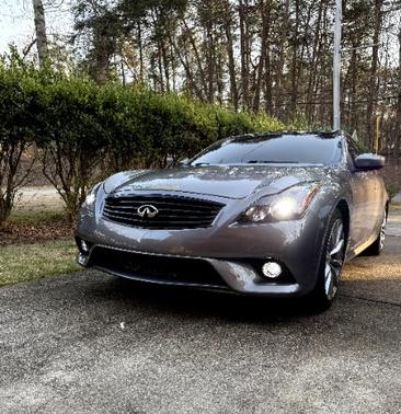 2009 INFINITI G37 Sport