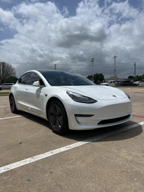 2020 Tesla Model 3 Standard Range Plus
