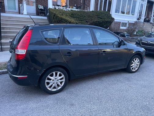 2009 Hyundai Elantra Touring Base