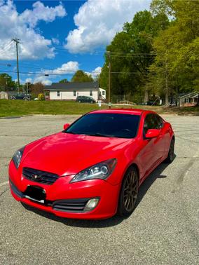 2012 Hyundai Genesis Coupe 3.8 R-Spec