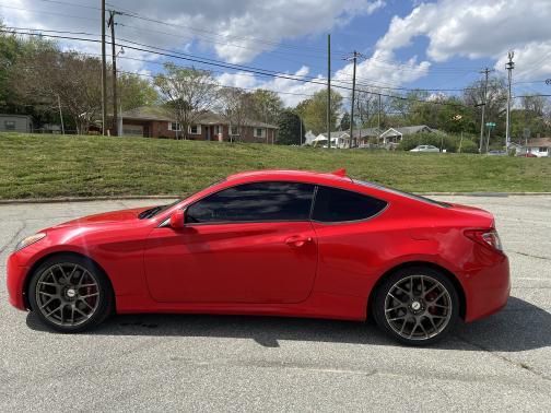 2012 Hyundai Genesis Coupe 3.8 R-Spec