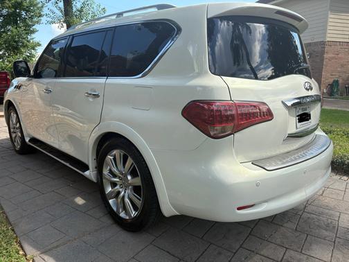 2014 INFINITI QX80 Base