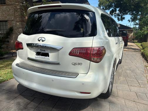 2014 INFINITI QX80 Base
