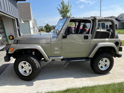 2004 Jeep Wrangler Sahara
