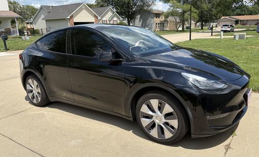Black 2021 Tesla Model Y Long Range