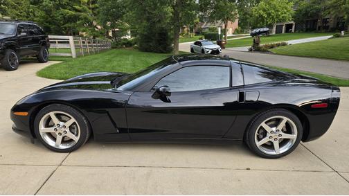 2005 Chevrolet Corvette Base