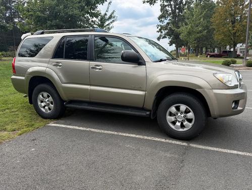Gold 2009 Toyota 4Runner SR5