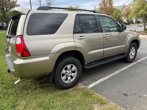 Gold 2009 Toyota 4Runner SR5